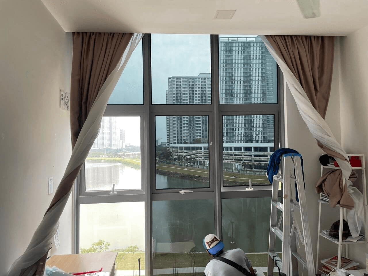 THE BEST DEAL TIPS FOR TINTED GLASS SS2
