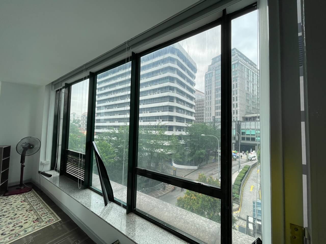 THE BEST EXPERT ADVISE TINTED BUILDING TAMAN BAYU DAMANSARA