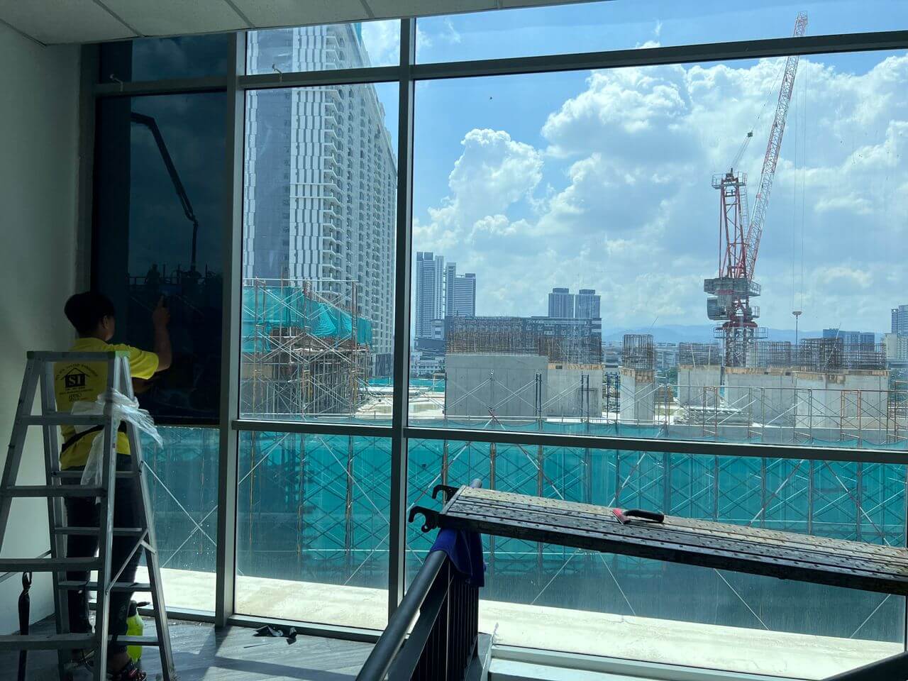 HOW TO FIND THE BEST DEAL WINDOW TINTING TAMAN PARAMOUNT