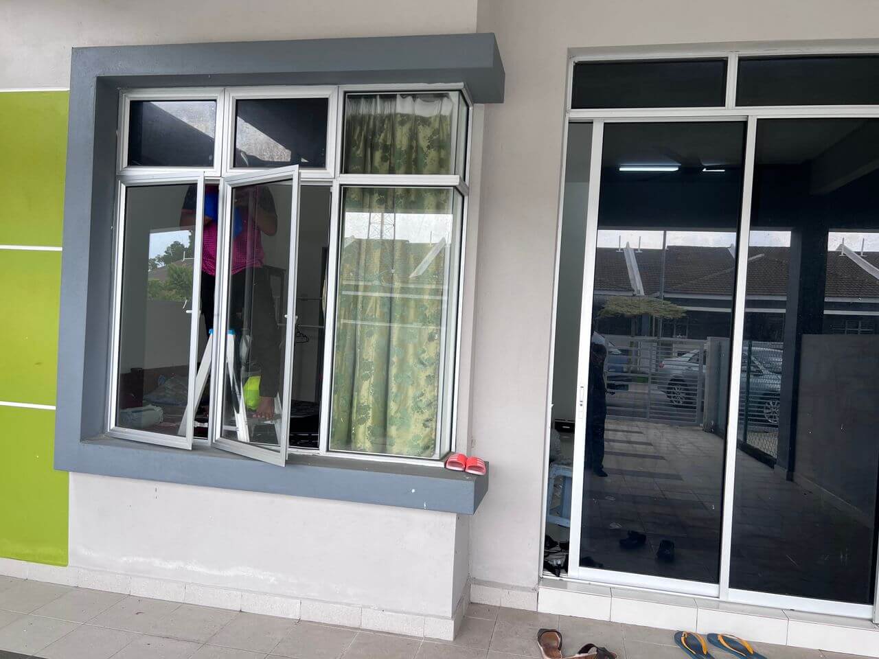 THE BEST FIND HOUSE TINTED TAMAN PARAMOUNT