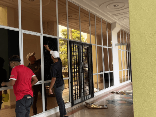 TINTED SOLAR TINT FILM TAMAN MEDAN