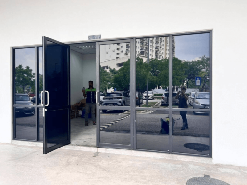 TINTED SOLAR TINT FILM DAMANSARA PERDANA