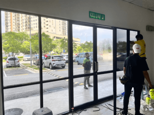 TINTED SOLAR TINT FILM TAMAN DESARIA